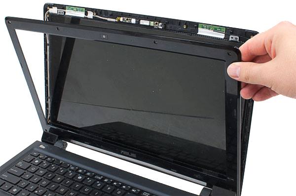 THAY MÀN HÌNH LAPTOP DELL PHÚ NHUẬN