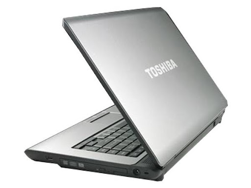 THAY MÀN HÌNH LAPTOP TOSHIBA GIÁ RẺ QUẬN BÌNH THẠNH