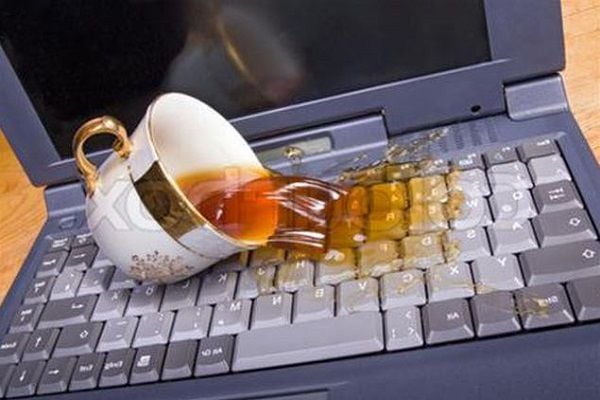 THAY BÀN PHÍM MACBOOK GIÁ RẺ QUẬN 5