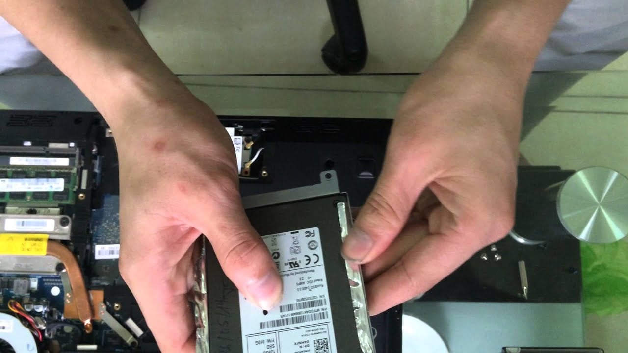 THAY PIN LAPTOP TOSHIBA GIÁ RẺ QUẬN 11