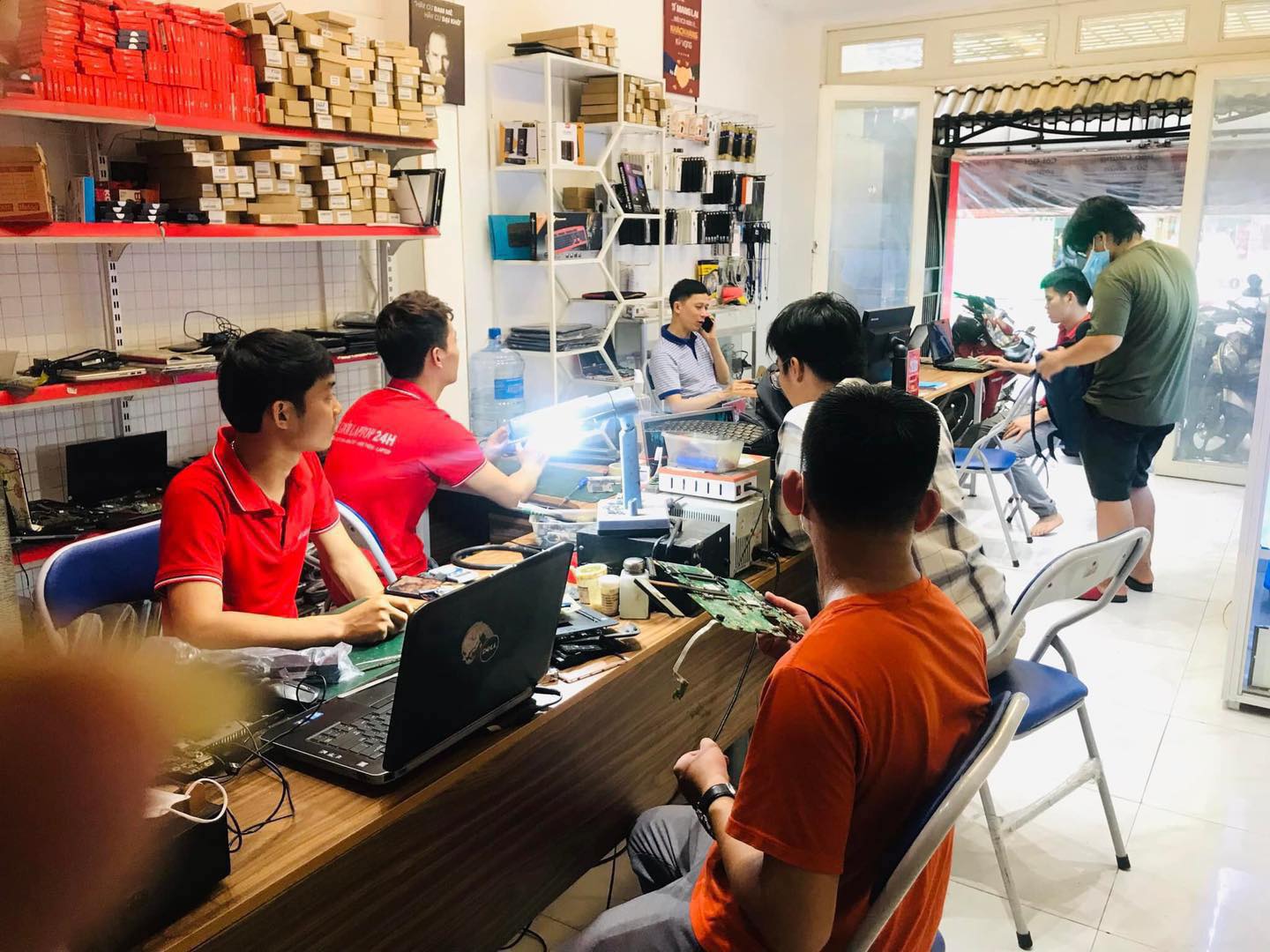 SỬA LAPTOP  GIÁ RẺ