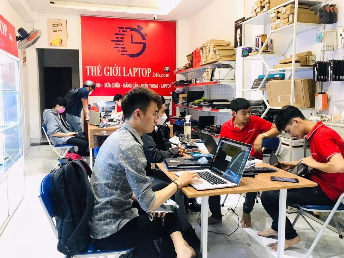 THAY BÀN PHÍM LAPTOP QUẬN TÂN PHÚ