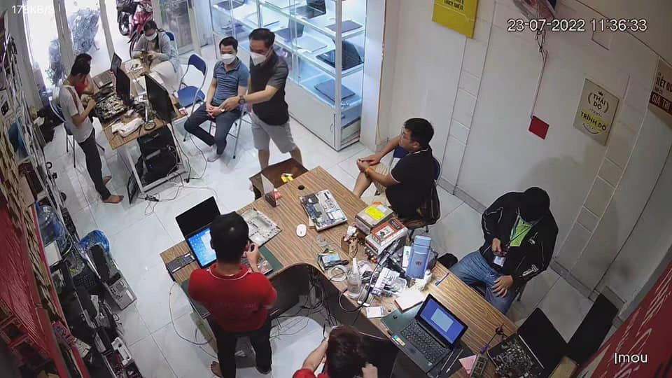THAY MÀN HÌNH LAPTOP QUẬN 7