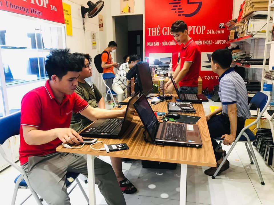 SẠC LAPTOP CHÍNH HÃNG GIÁ RẺ QUẬN 10