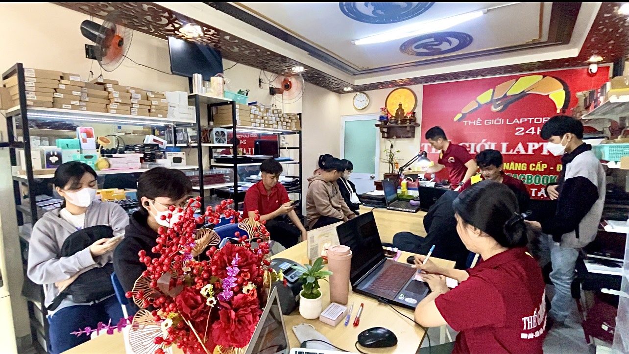 THAY BÀN LỀ MACBOOK BÌNH CHÁNH