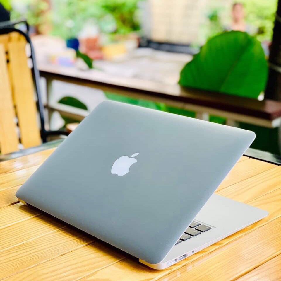 MACBOOK AIR 2015 I5 RAM 8G-SSD 256GB HÀNG NHẬP KHẨU ZIN 100% ĐẸP KENG.